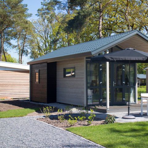 HÉBERGEMENT INSOLITE 4 personnes - Petite maison