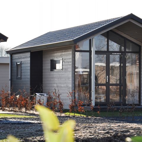 HÉBERGEMENT INSOLITE 4 personnes - Petite maison