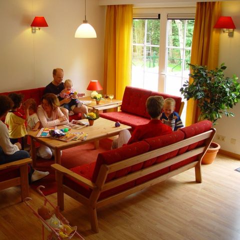 BUNGALOW 8 personnes - Patio