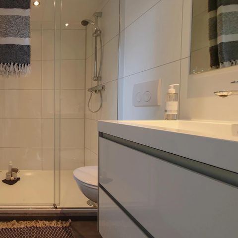 HÉBERGEMENT INSOLITE 4 personnes - Petite maison