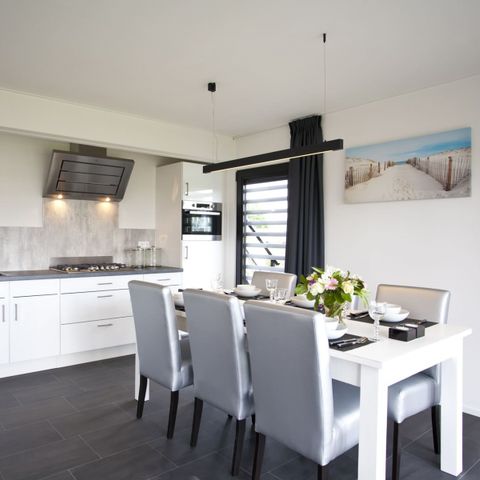 BUNGALOW 6 personnes - Cube Elite