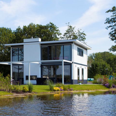 MAISON 10 personnes - Cube Magnifique