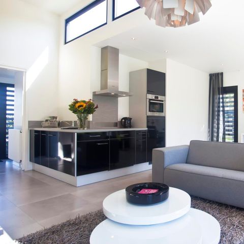 BUNGALOW 4 personnes - Cube Elite