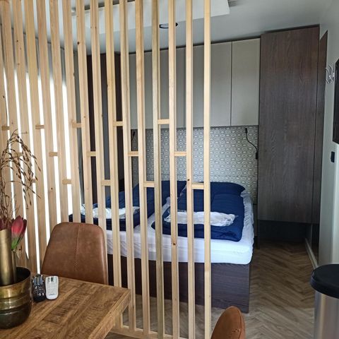 HÉBERGEMENT INSOLITE 2 personnes - Petite maison avec bain à remous