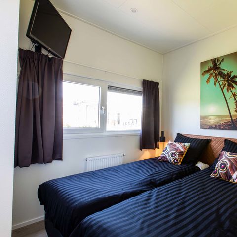 BUNGALOW 6 personnes - Module de bien-être (Spa)