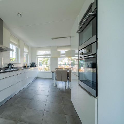 MAISON 12 personnes - Tour Ouest