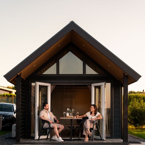 Tiny house 4 personnes - Mountain Lodge - Bain à remous