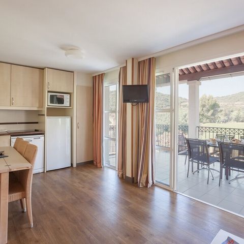 APPARTEMENT 6 personnes - 1 chambre + 1 coin nuit - Terrasse