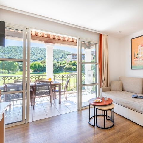 APPARTEMENT 6 personnes - 1 chambre + 1 alcôve - Terrasse - Climatisé - Rénové