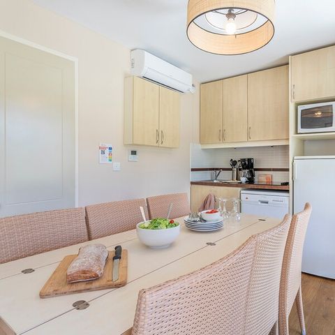 APPARTEMENT 6 personnes - 1 chambre + 1 alcôve - Terrasse - Climatisé - Rénové
