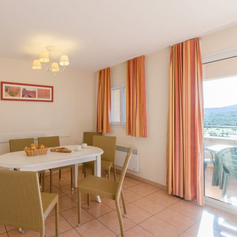 Studio 4 personnes - 1 COIN NUIT - TERRASSE OU BALCON
