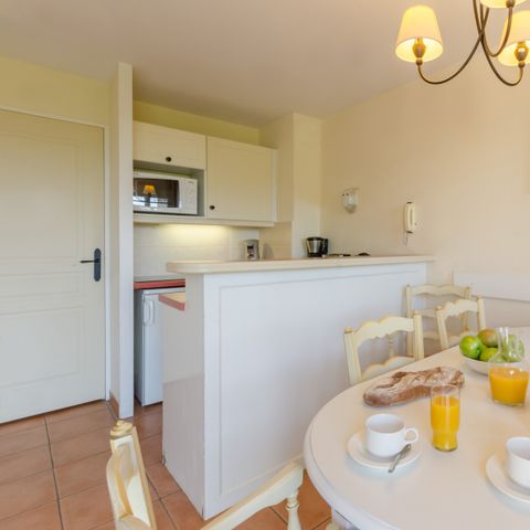 Studio 4 personnes - 1 COIN NUIT - TERRASSE OU BALCON - QUARTIER DU LAC