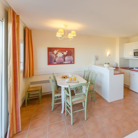 Appartement 5 personnes - 1 CHAMBRE - TERRASSE OU BALCON