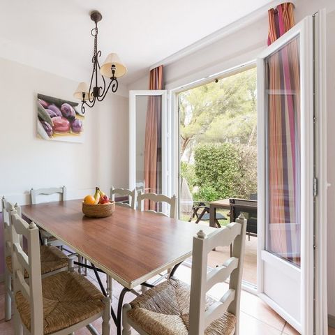 Maison 8 personnes - 2 CHAMBRES + 1 COIN NUIT - DUPLEX - JARDIN - QUARTIER TAILLADES