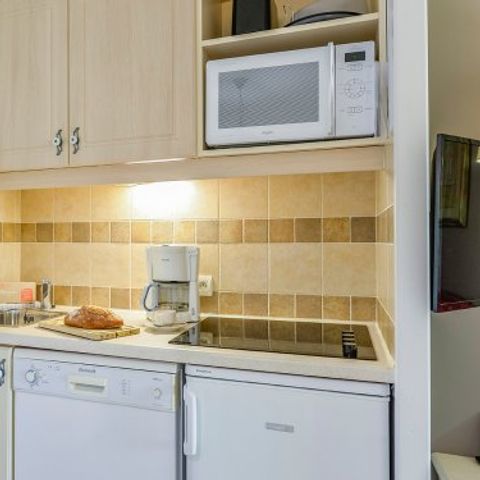 STUDIO 4 personnes - Studio 4 personnes - 1 coin nuit - Terrasse ou balcon - environ 27 m² (RUL14)