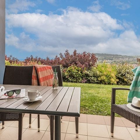 APPARTEMENT 4 personnes - - 1 chambre - Terrasse ou balcon - Vue sur la mer