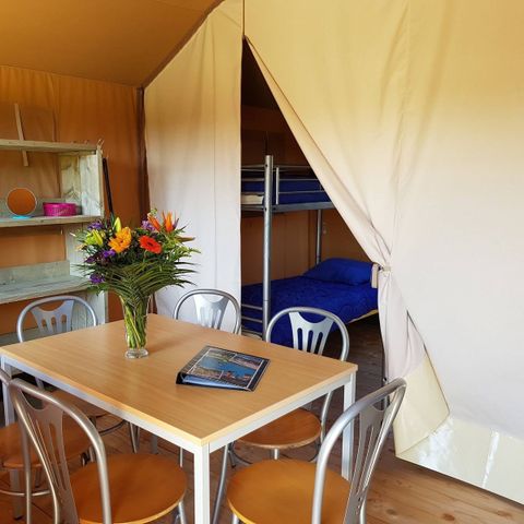 TENTE TOILE ET BOIS 6 personnes