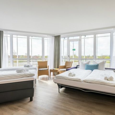 CHAMBRE 4 personnes - Chambre d'hôtel BK408 (max. 2 adultes)