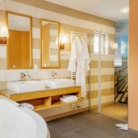 Bungalow 4 personnes - VIP BK711
