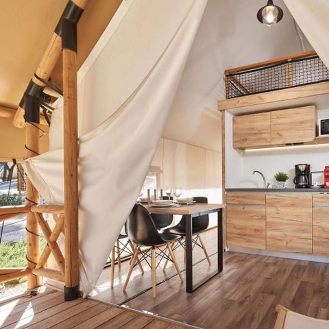 TENTE TOILE ET BOIS 4 personnes - Tente Glamping Bord de mer Luxe