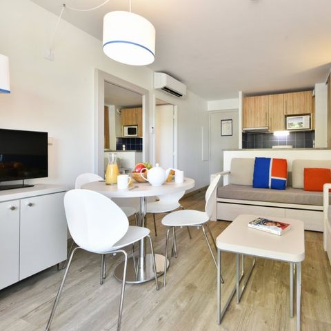 STUDIO 4 personnes - Studio - 1 alcôve - Terrasse - Climatisation