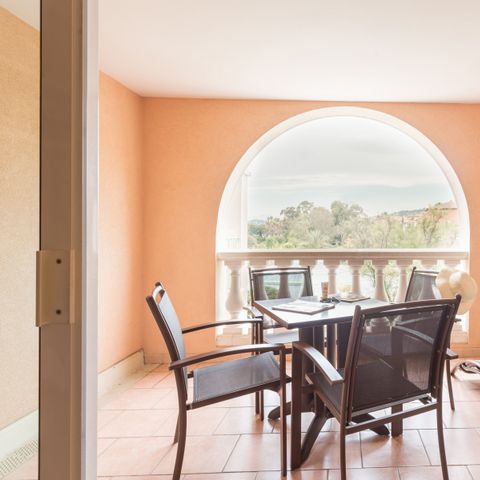 APPARTEMENT 6 personnes - (max. 4 adultes) Standard