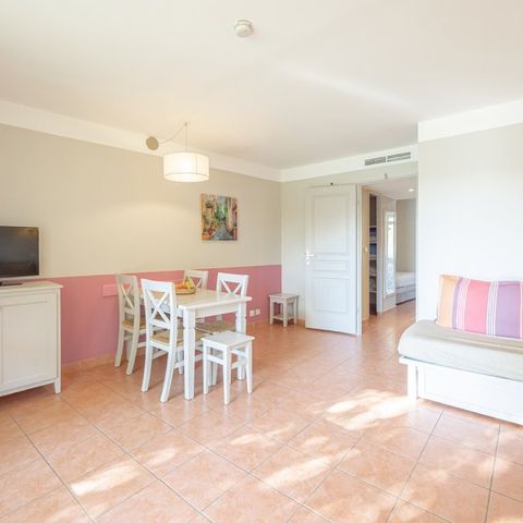 APPARTEMENT 5 personnes - - 1 chambre - Terrasse ou balcon - Vue sur la rivière