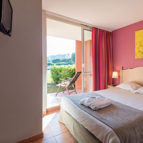 APPARTEMENT 6 personnes - - 1 chambre + 1 alcôve - Terrasse ou balcon - Vue sur la rivière