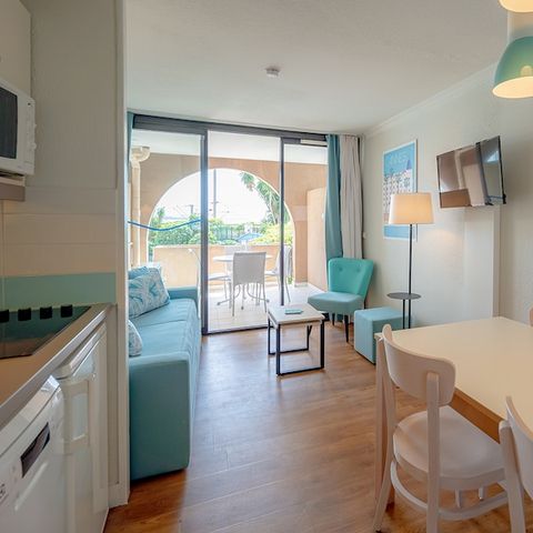 APPARTEMENT 4 personnes - - 1 chambre - Climatisation - Terrasse ou balcon