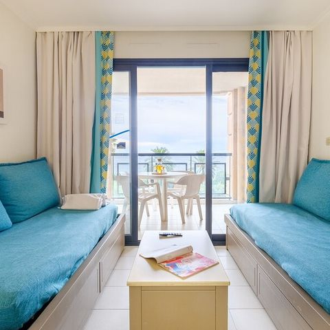 Studio 5 personnes - 1 coin - Nuit - Terrasse ou balcon