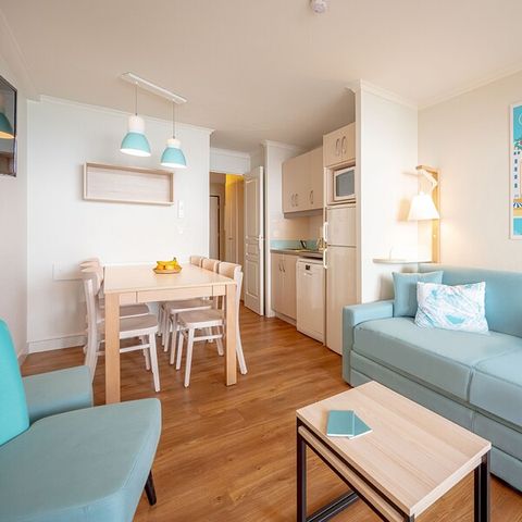 Appartement 6 personnes - 1 chambre - 1 coin - Nuit - Vue mer - Climatisation - Terrasse ou balcon