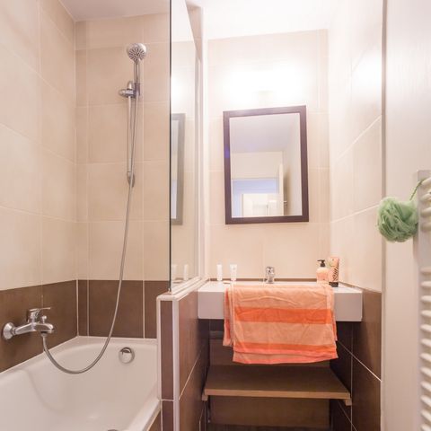 APPARTEMENT 6 personnes - - 1 chambre + 1 alcôve