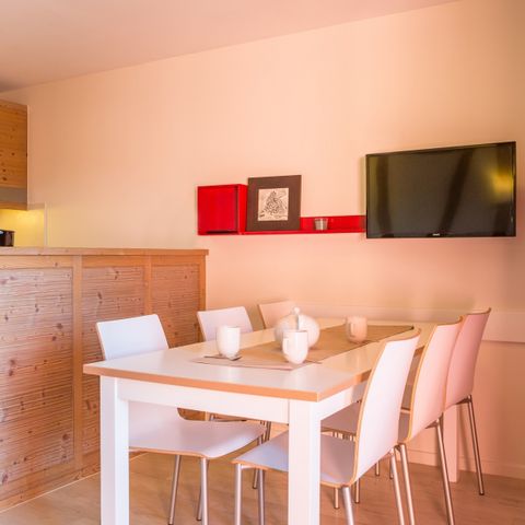 APPARTEMENT 6 personnes - - 1 chambre + 1 alcôve