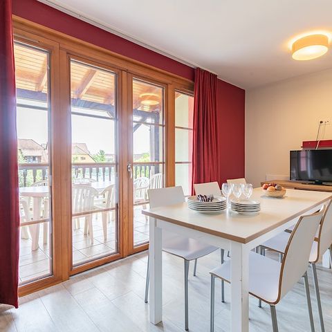 APPARTEMENT 7 personnes - - 2 chambres - Duplex - Vue sur le jardin