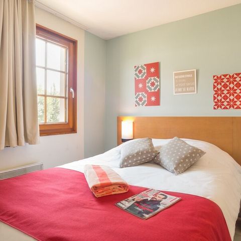 Appartement 6 personnes - 1 chambre - 1 COIN NUIT - VUE JARDIN