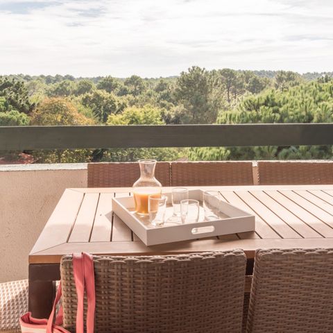 Appartement 7 personnes - 1 chambre + 1 coin nuit - Vue sur le golf