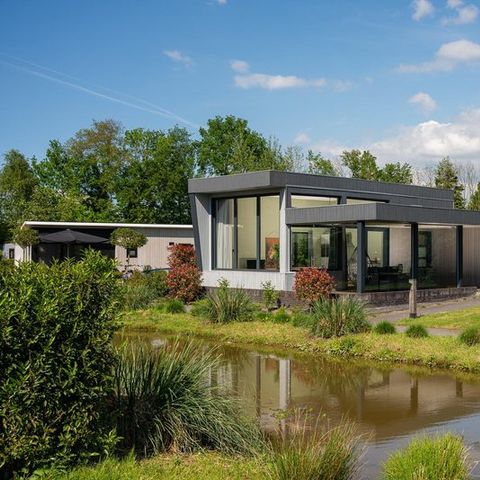 LODGE 4 personnes - Forest Lodge Plus avec bain à remous