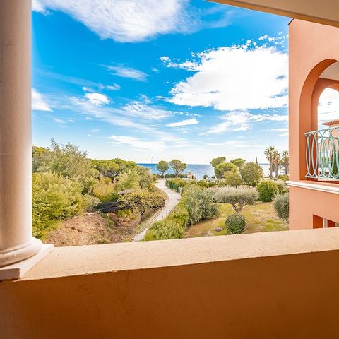 APPARTEMENT 4 personnes - 1 chambre - Terrasse ou balcon - Vue sur la mer - Climatisé