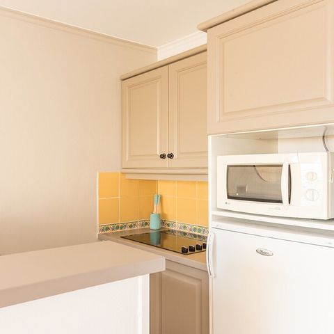 Appartement 6 personnes - 1 chambre - 1 coin - Nuit - Terrasse ou balcon