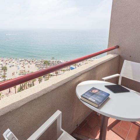 Chambre 2 personnes - Chambre supérieure climatisée avec vue sur la mer