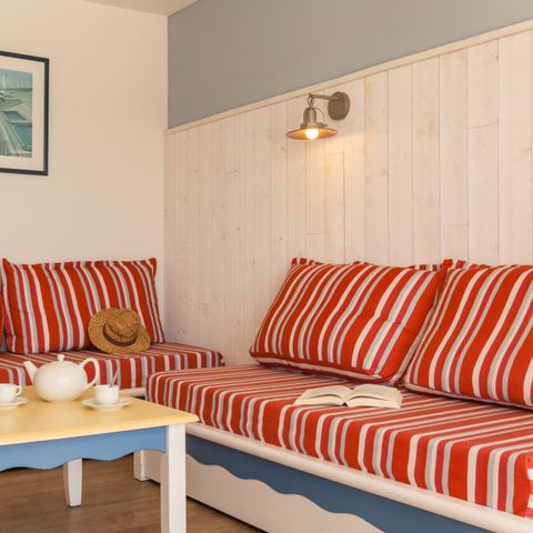 APPARTEMENT 6 personnes - - 1 chambre + 1 alcôve - Terrasse ou balcon - Vue sur la mer