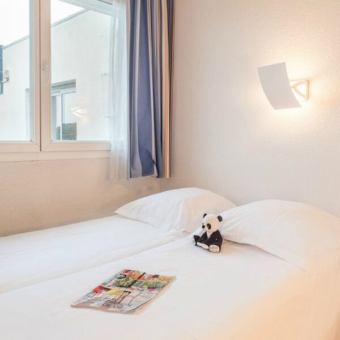 Appartement 6 personnes - 1 chambre - 1 coin - Nuit - Balcon