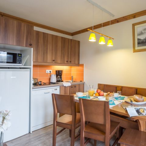 APPARTEMENT 6 personnes - 1 chambre à coucher + 1 zone de couchage