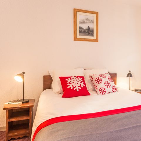APPARTEMENT 6 personnes - 1 chambre + 1 coin nuit - orientation sud