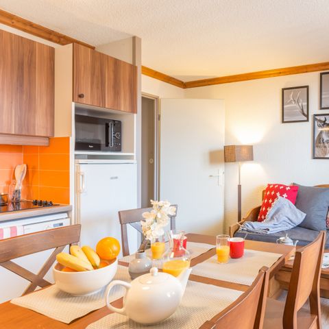 APPARTEMENT 6 personnes - 1 chambre à coucher + 1 coin nuit - orientation sud