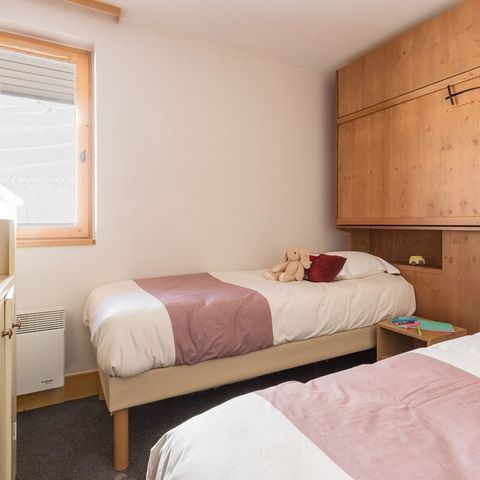 Appartement 4 personnes - 1 chambre - Vue sur la montagne - Orientation sud