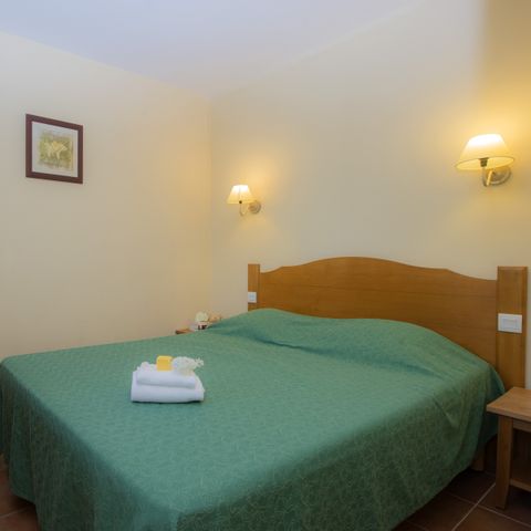 APPARTEMENT 7 personnes - - 1 chambre + 1 alcôve - Terrasse ou balcon