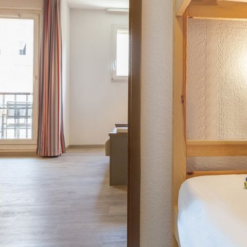 Appartement 6 personnes - 1 chambre - 1 coin - Nuit - Balcon - Climatisé - Rénové