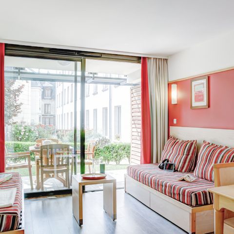 APPARTEMENT 5 personnes - - 1 alcôve de couchage - Terrasse ou balcon