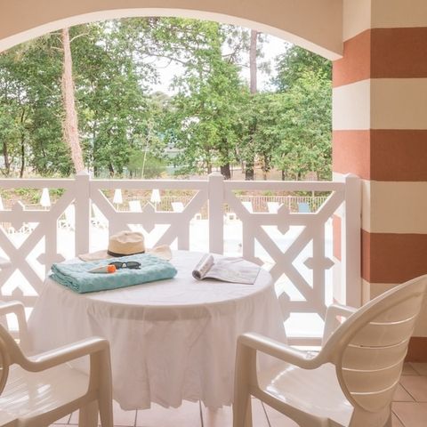 APPARTEMENT 5 personnes - - 1 chambre - Terrasse ou balcon